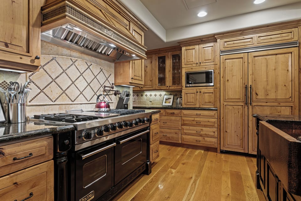 Condo, 2 Bedrooms | Private kitchen | Coffee/tea maker, fridge, oven, toaster