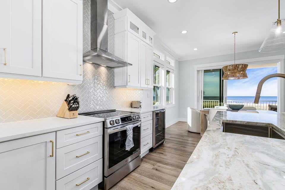 House, 4 Bedrooms | Private kitchen | Coffee/tea maker, fridge, oven, toaster