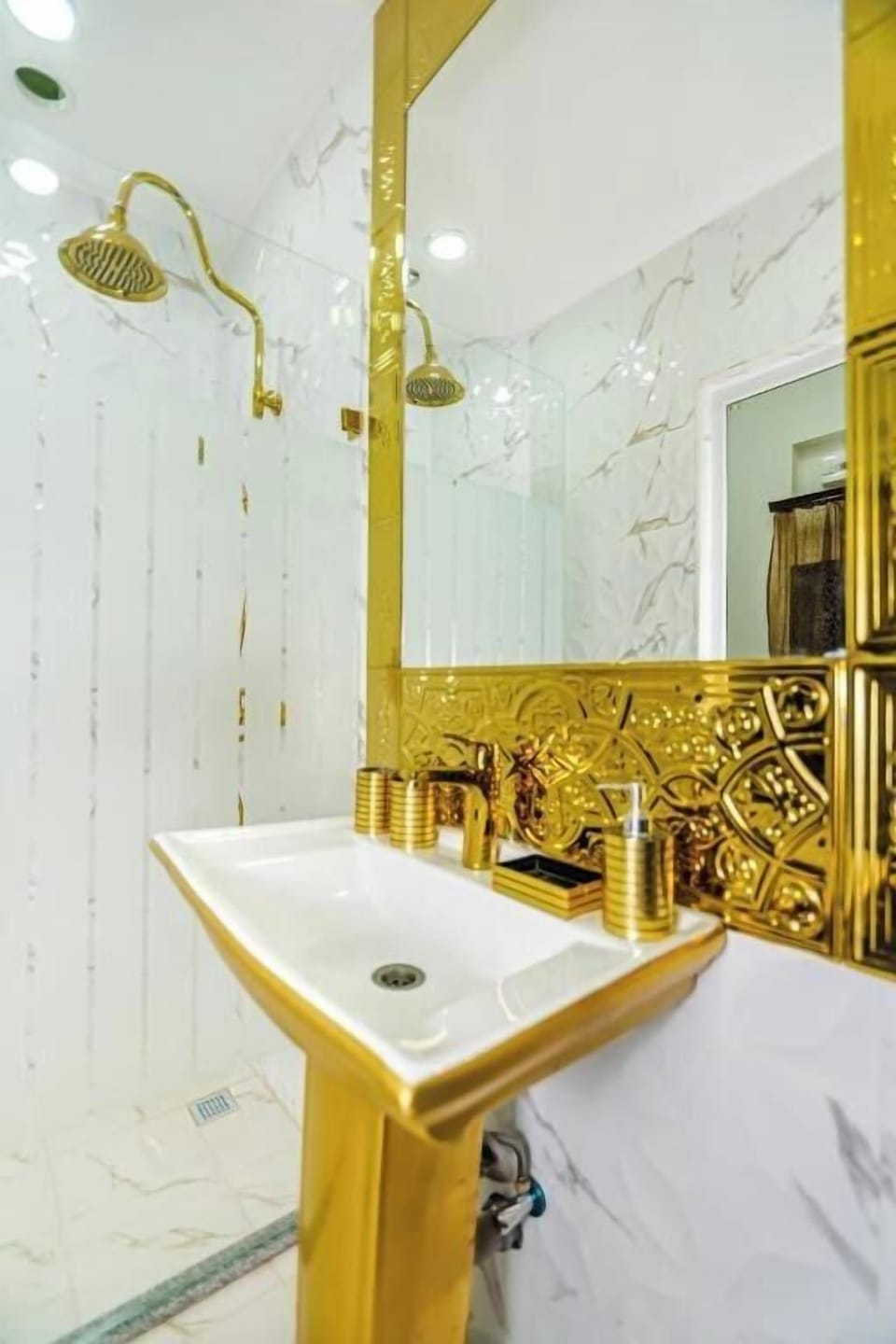Shower, rainfall showerhead, designer toiletries, hair dryer