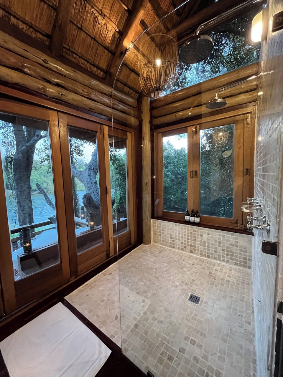 Superior Suite, River View | Bathroom | Free toiletries, hair dryer, towels, soap