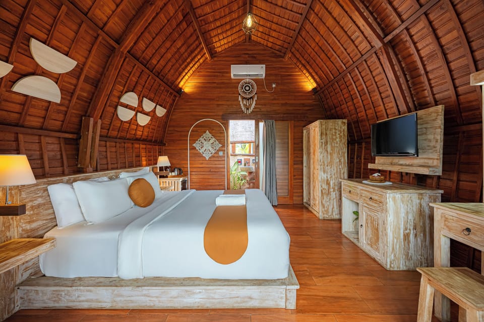 Deluxe Room | Free WiFi, bed sheets