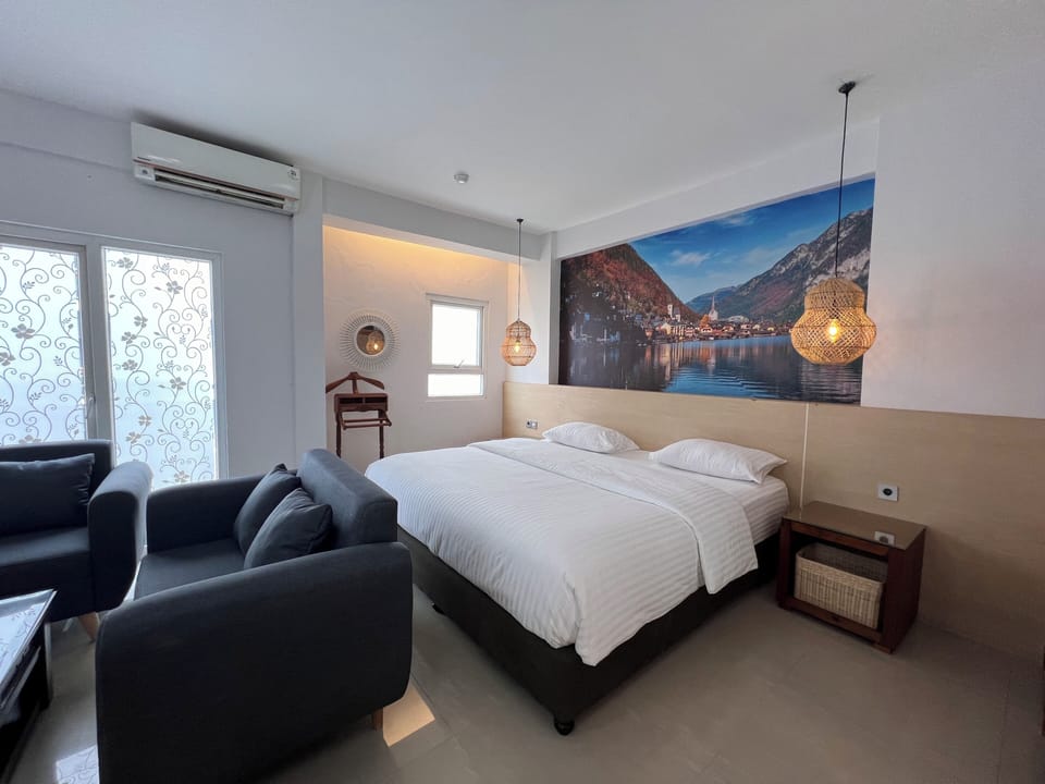 Junior Apartment, 1 King Bed | Egyptian cotton sheets, premium bedding, pillowtop beds