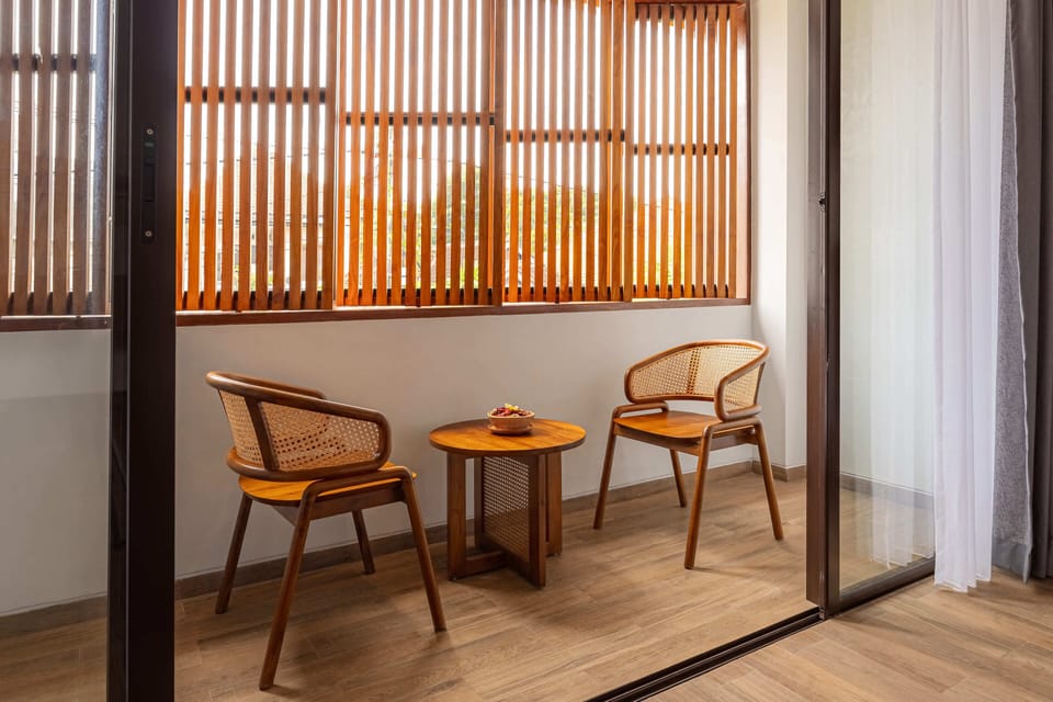 Suite | Interior