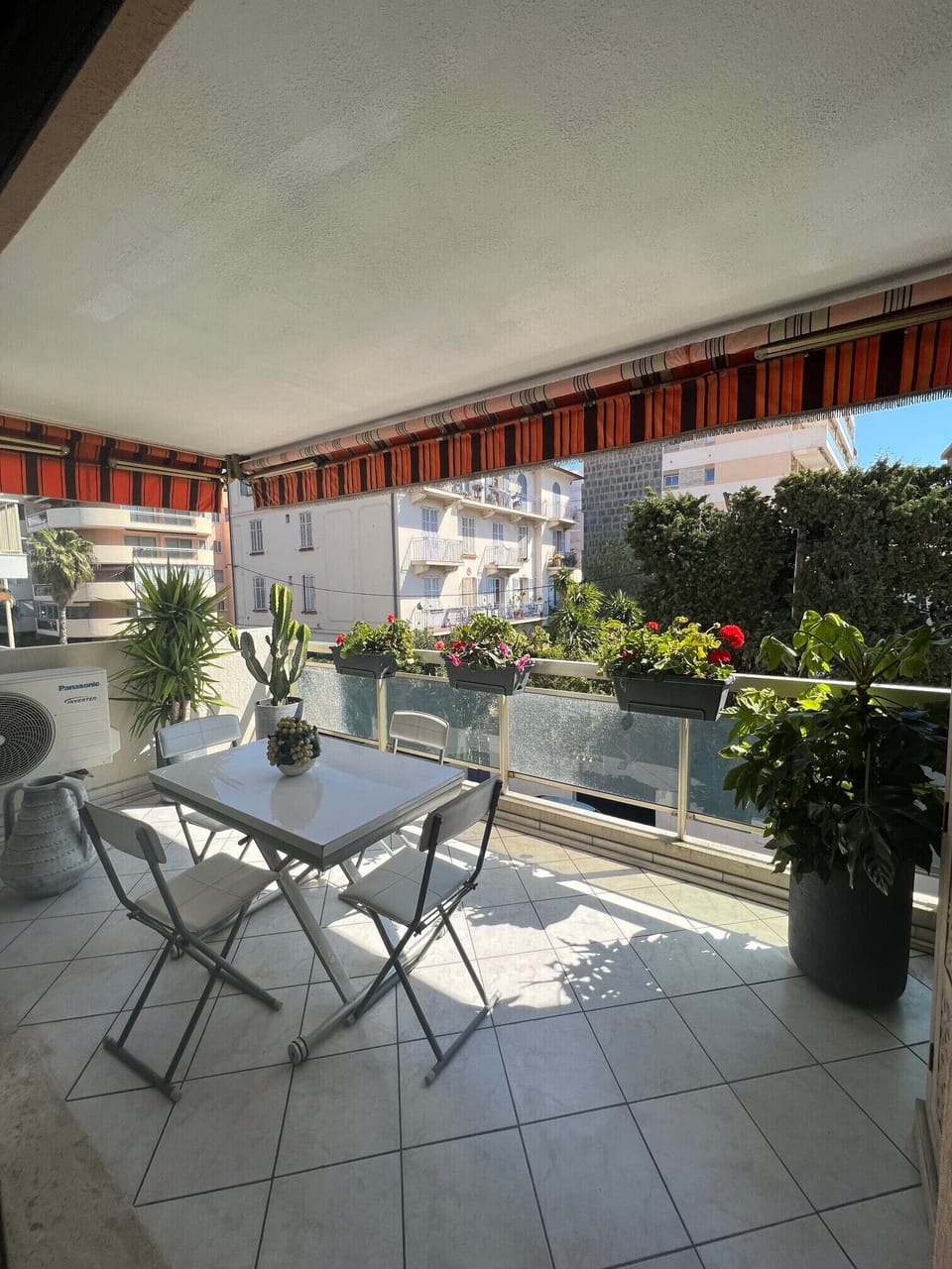 patio-picture-1-alexandra-appartment