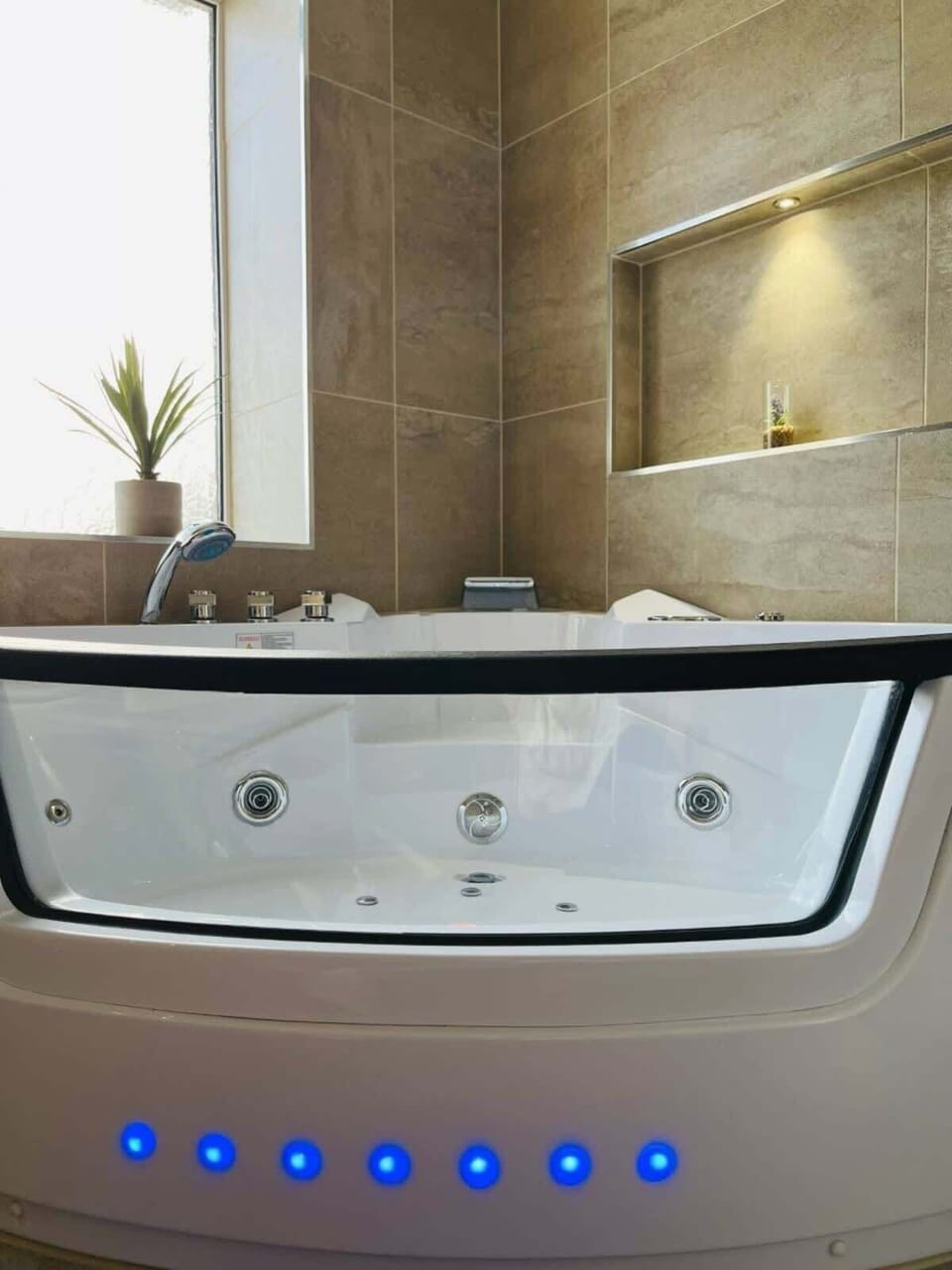 Whirlpool bath
