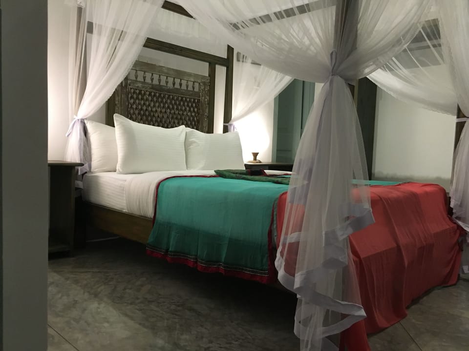 Deluxe Double Room | Desk, soundproofing, free WiFi, bed sheets