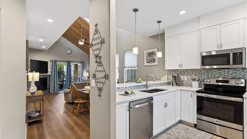 House (2 Bedrooms) | Interior