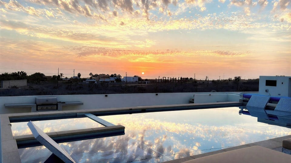 Saltwater pool | Daybeds and loungers | Umbrellas | BBQs | Shared with other guests | Not heated and jacuzzi does not work