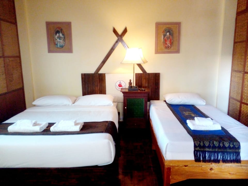 Family Triple Room | WiFi (free), bed sheets