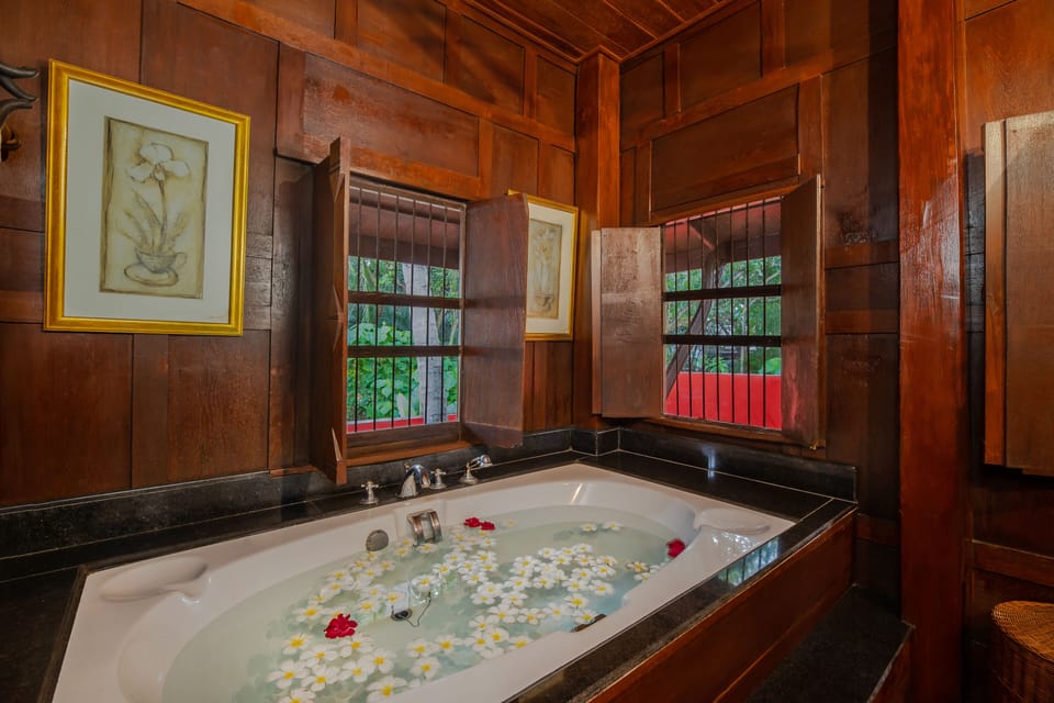 Traditional Villa, 2 Bedrooms, Garden Area | Bathroom | Free toiletries, hair dryer, bathrobes, slippers