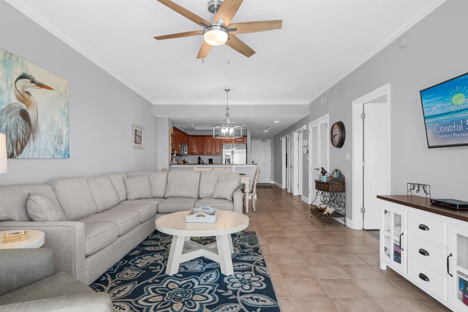 Dining/Kitchen