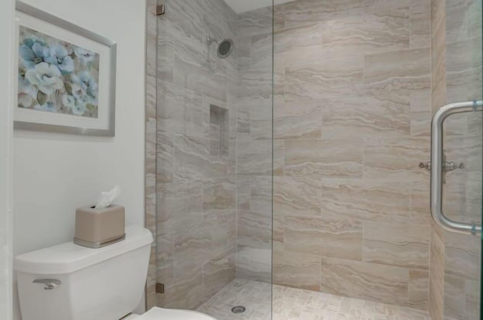 Walk in shower