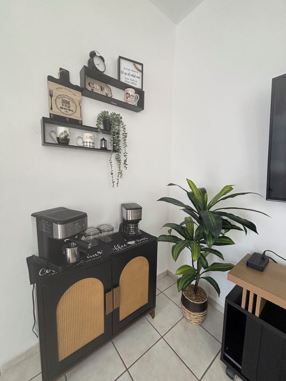 Regular coffee and espresso maker. Coffee cremora and sugar provided
