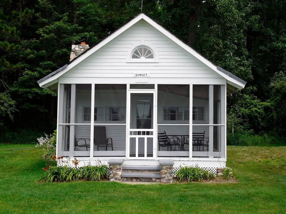 Ww sunset cottage img 2