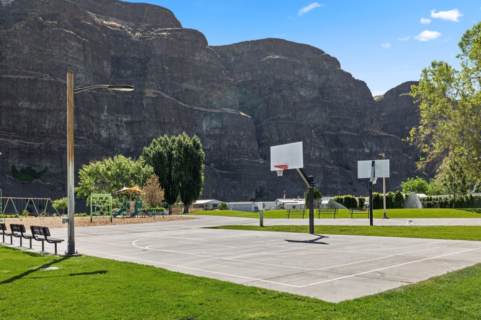 Sport court
