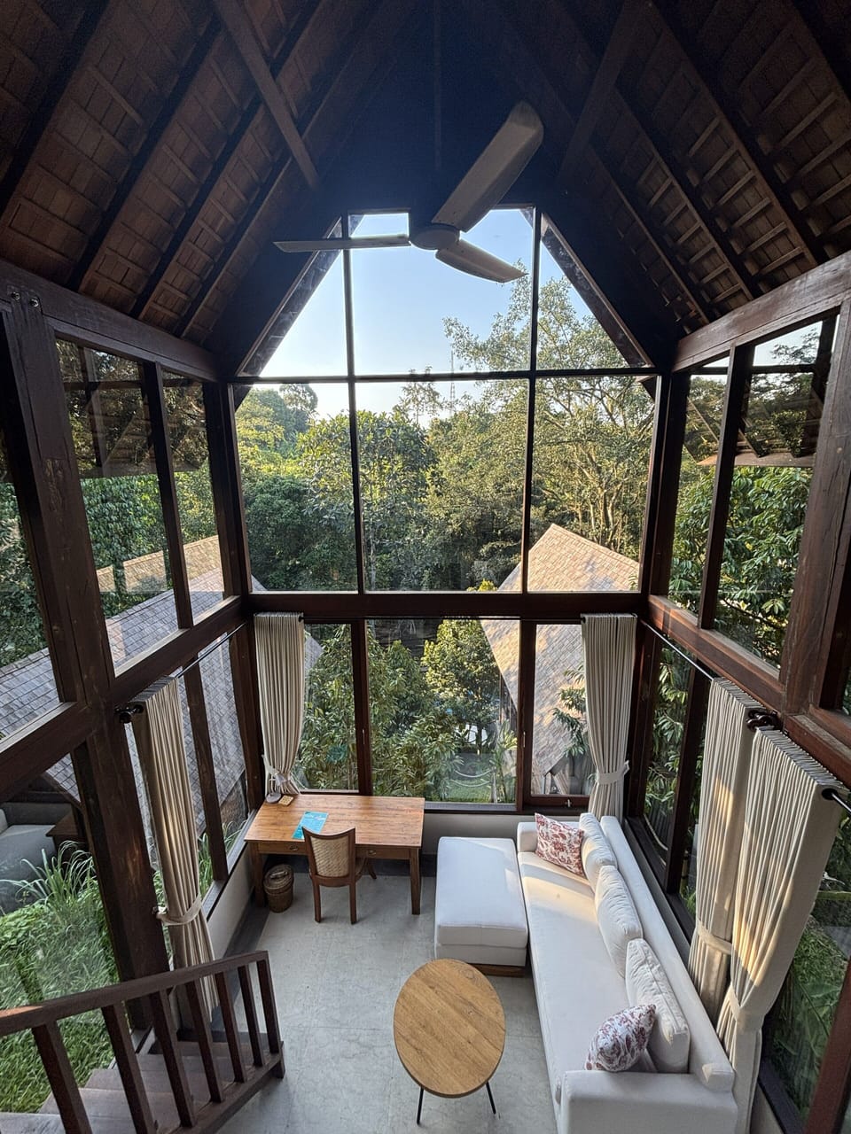 Deluxe Villa, Garden View | Living area
