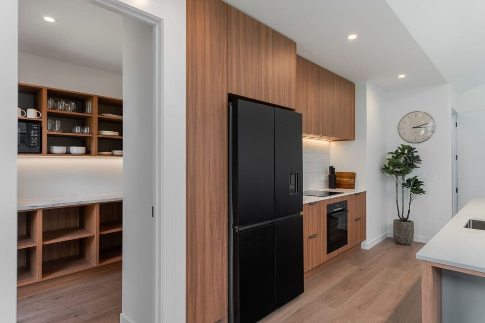 Well equipped kitchen