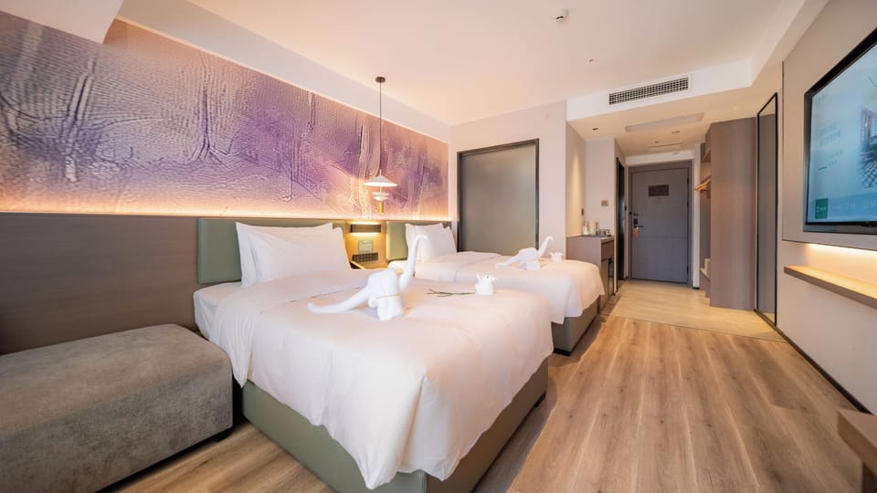 Superior Twin Room | Premium bedding, minibar (free items), blackout drapes, WiFi (free)