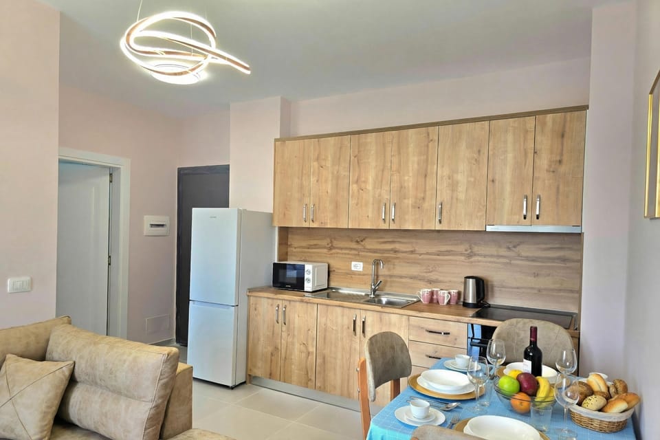 Kitchen and dining area