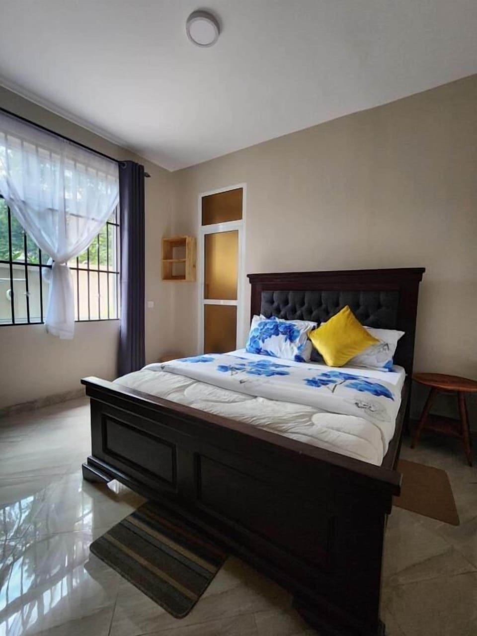 Family Room, Garden View | In-room safe, iron/ironing board, free WiFi