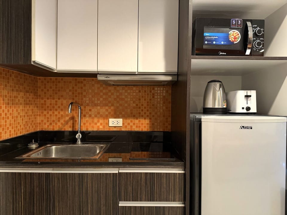 Apartment, 1 Bedroom, Smoking, Balcony | Interior