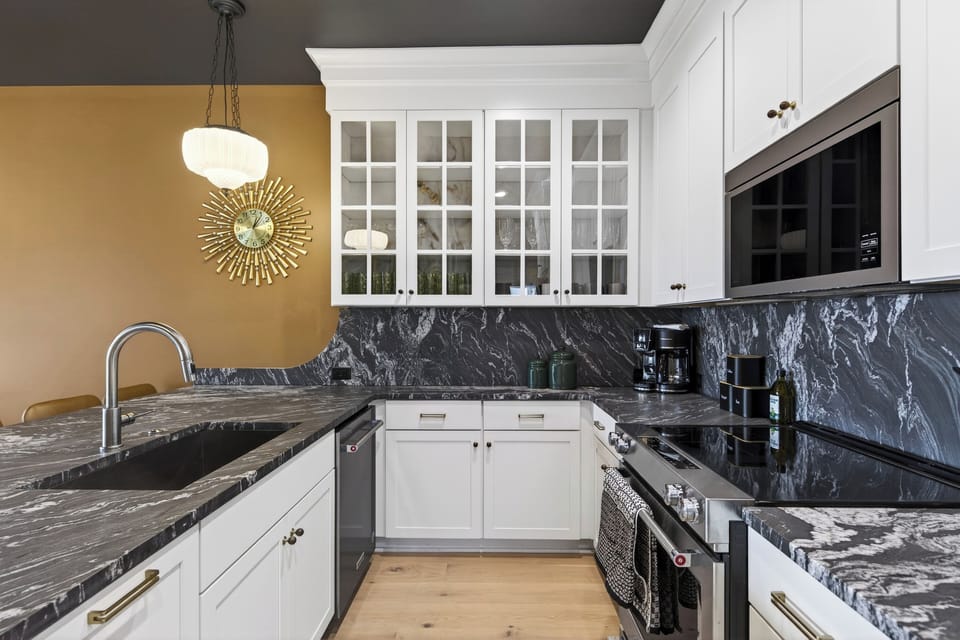 Fully equipped kitchen with reliable appliances.