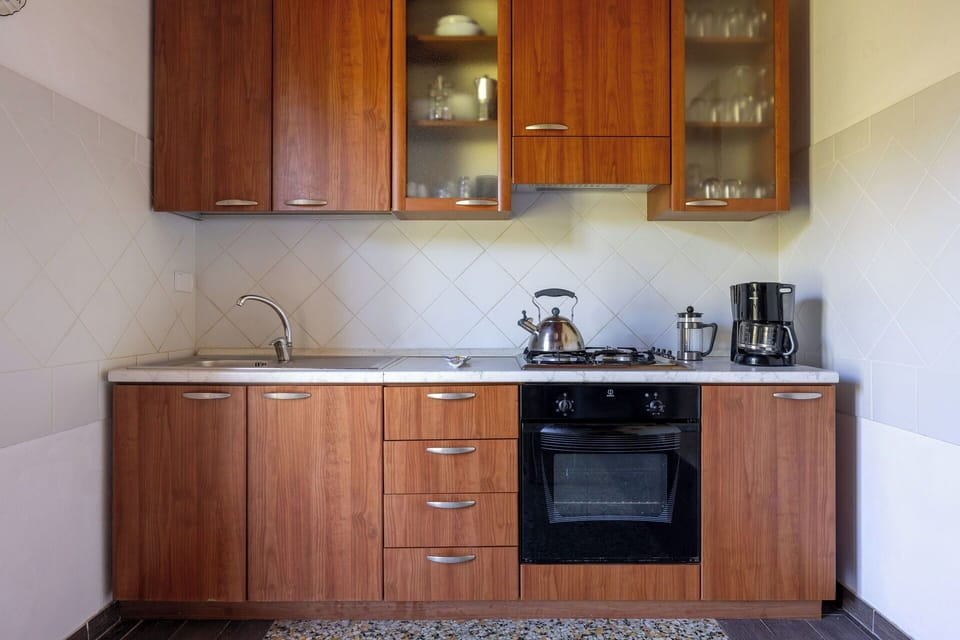 Autumn, Kitchen, Spring, Summer