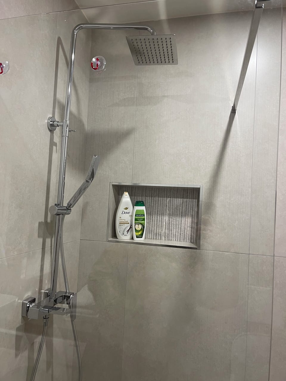 Superior Apartment, Balcony, Sea View | Bathroom | Shower, free toiletries, hair dryer, bidet