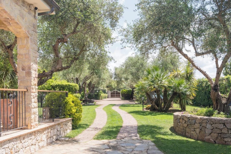 Standard House, Multiple Bedrooms, 2 Bathrooms (Dimora Patrizia) | Garden