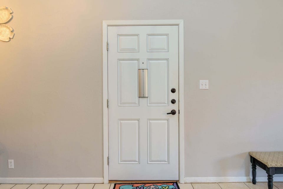 Condo, 3 Bedrooms | Interior