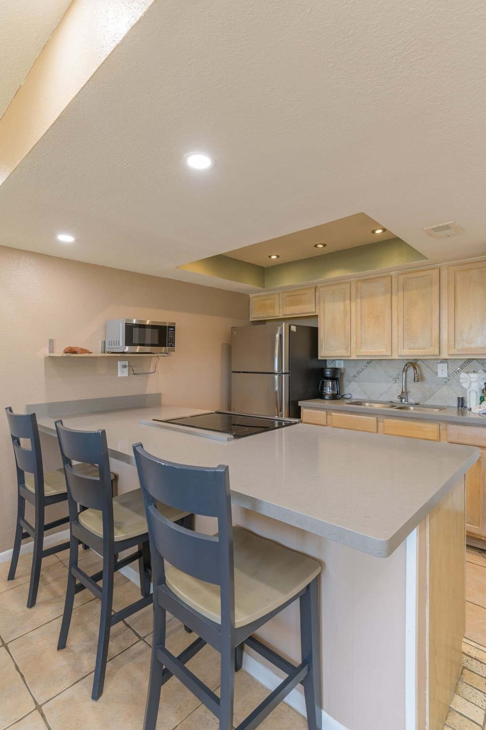 Condo, 1 Bedroom | Private kitchen | Coffee/tea maker, fridge, oven, toaster