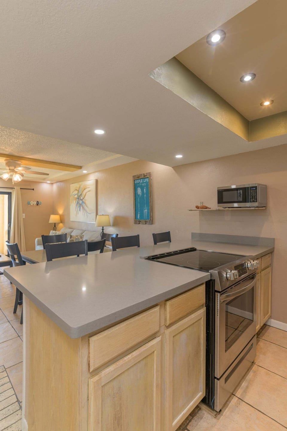 Condo, 1 Bedroom | Private kitchen | Coffee/tea maker, fridge, oven, toaster