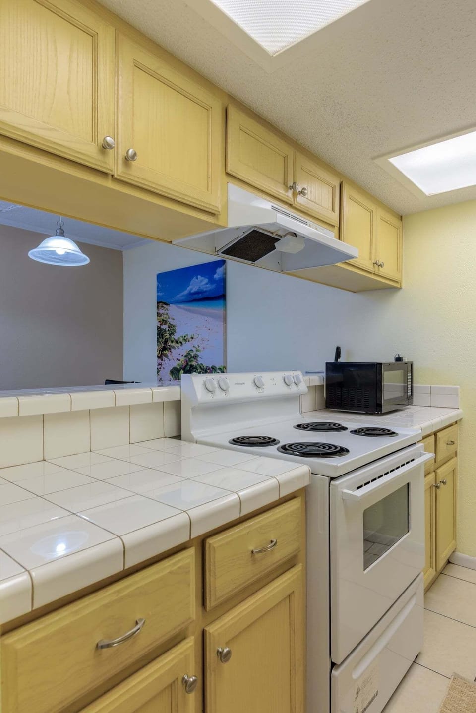 Condo, 3 Bedrooms | Private kitchen | Coffee/tea maker, fridge, oven, toaster
