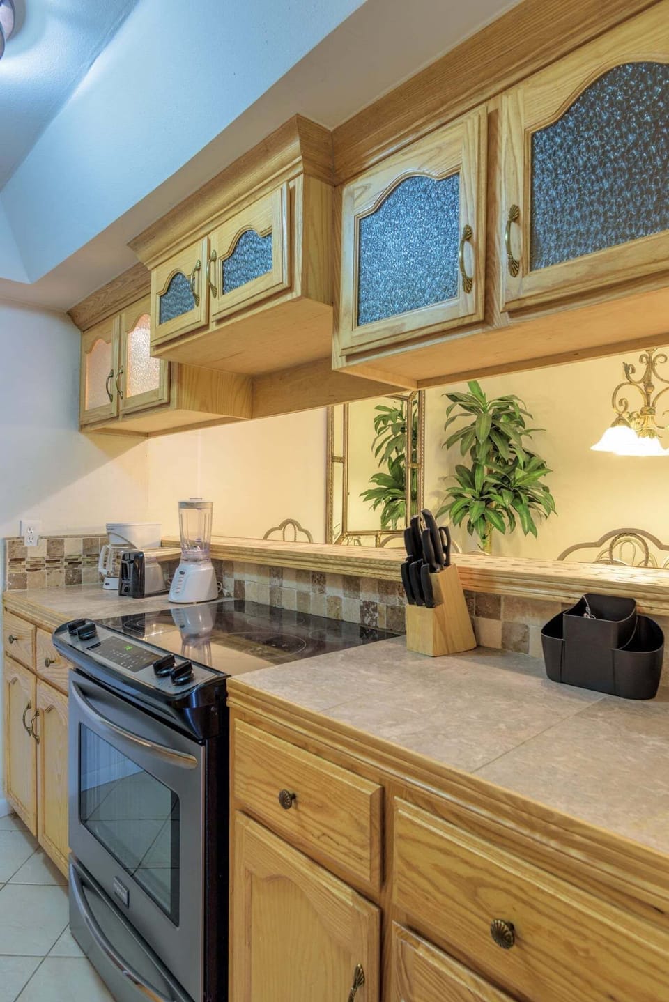 Condo, 3 Bedrooms | Private kitchen | Fridge, oven, coffee/tea maker