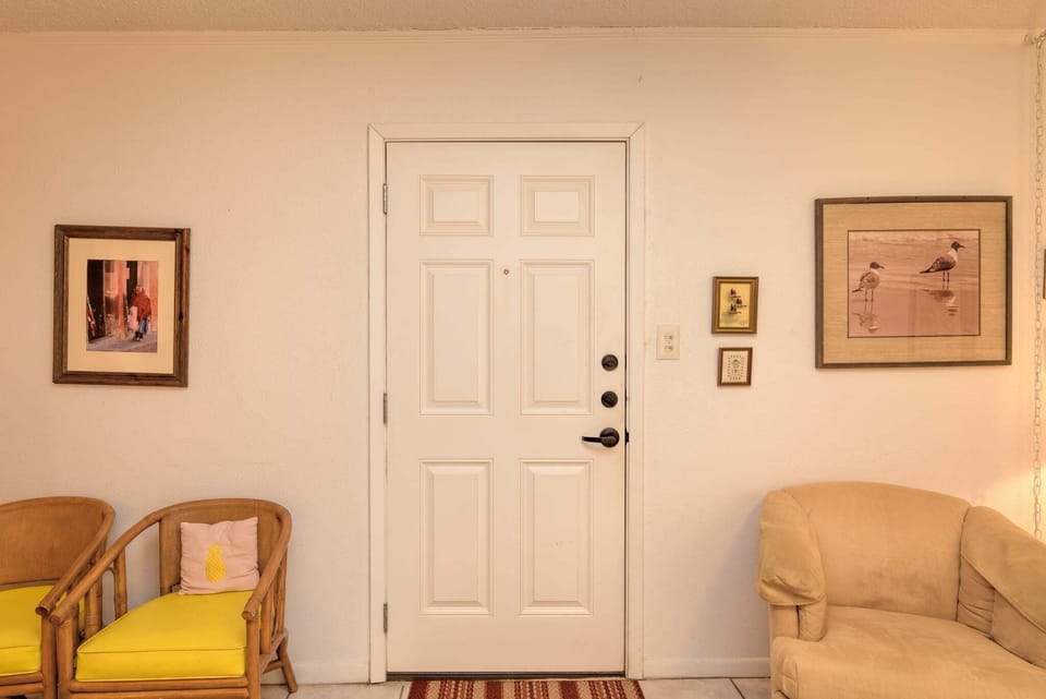 Condo, 1 Bedroom | Interior