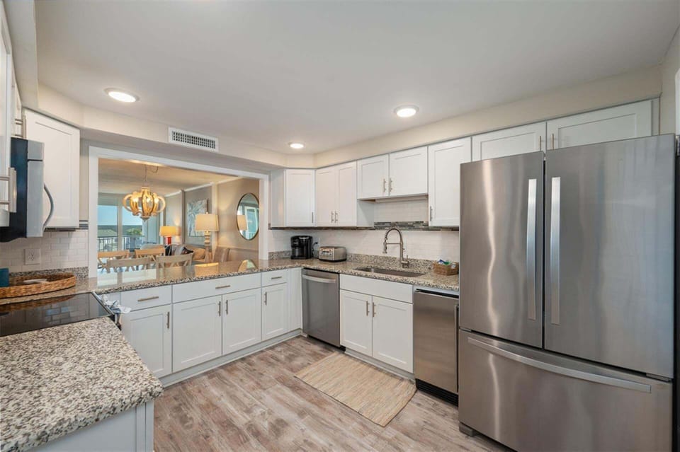 Condo, 2 Bedrooms | Private kitchen | Coffee/tea maker, fridge, oven, toaster