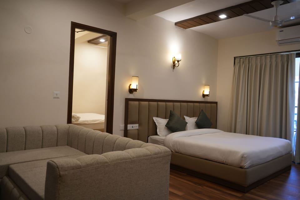 Family Double Room, Balcony, Hill View | Soundproofing, iron/ironing board, free WiFi