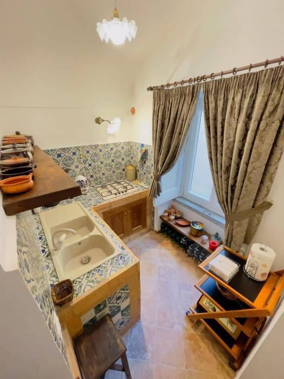 Superior Double Room, Garden View | Private kitchen