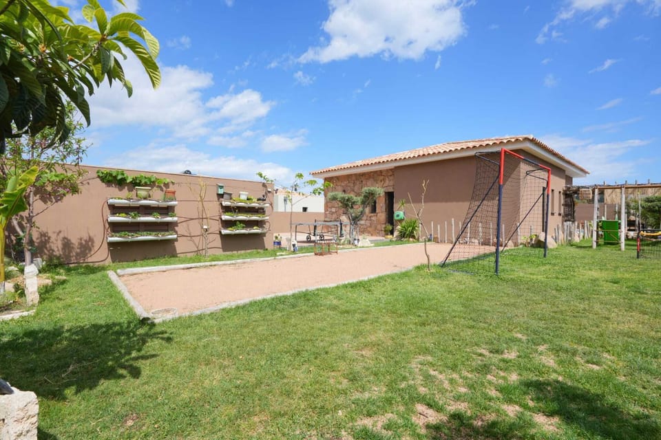 Sport court
