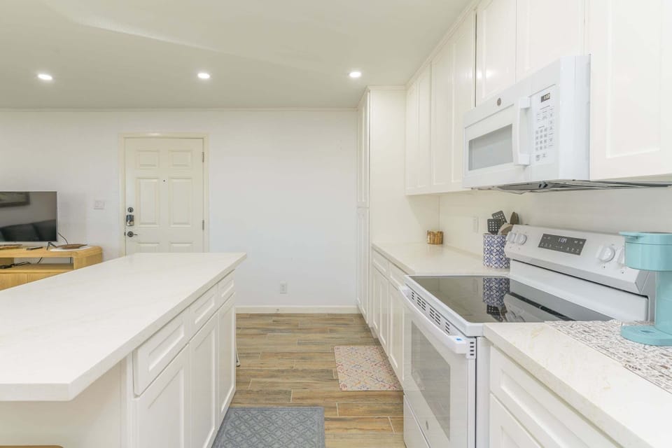 Indoors, Kitchen, Appliance, Microwave, Oven