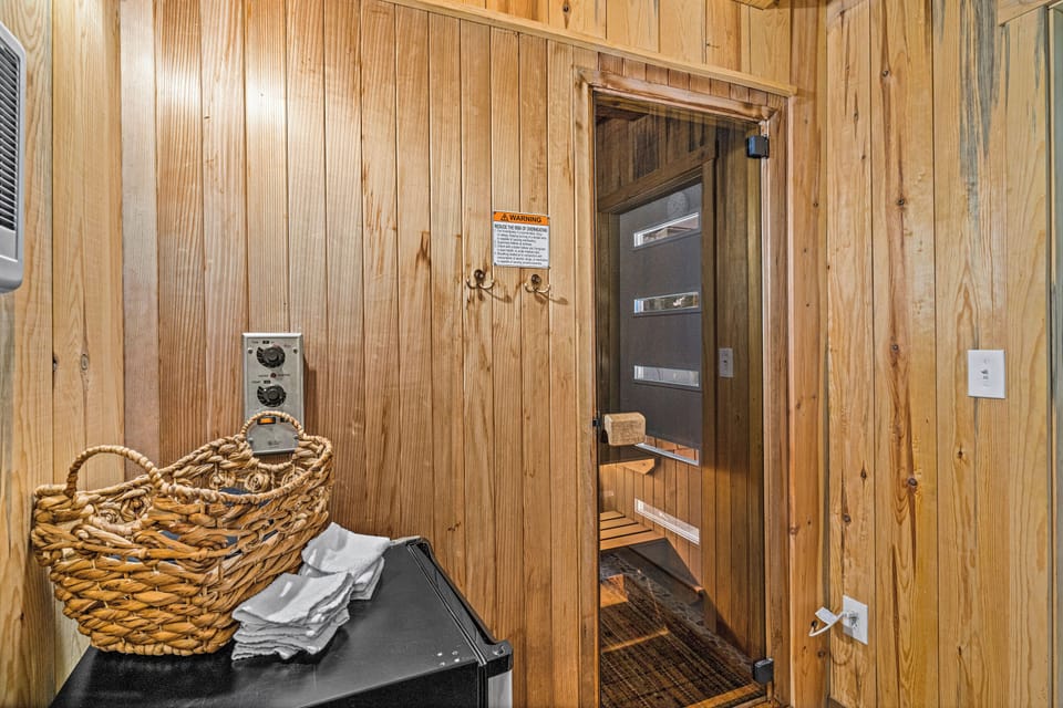 Sauna dressing room