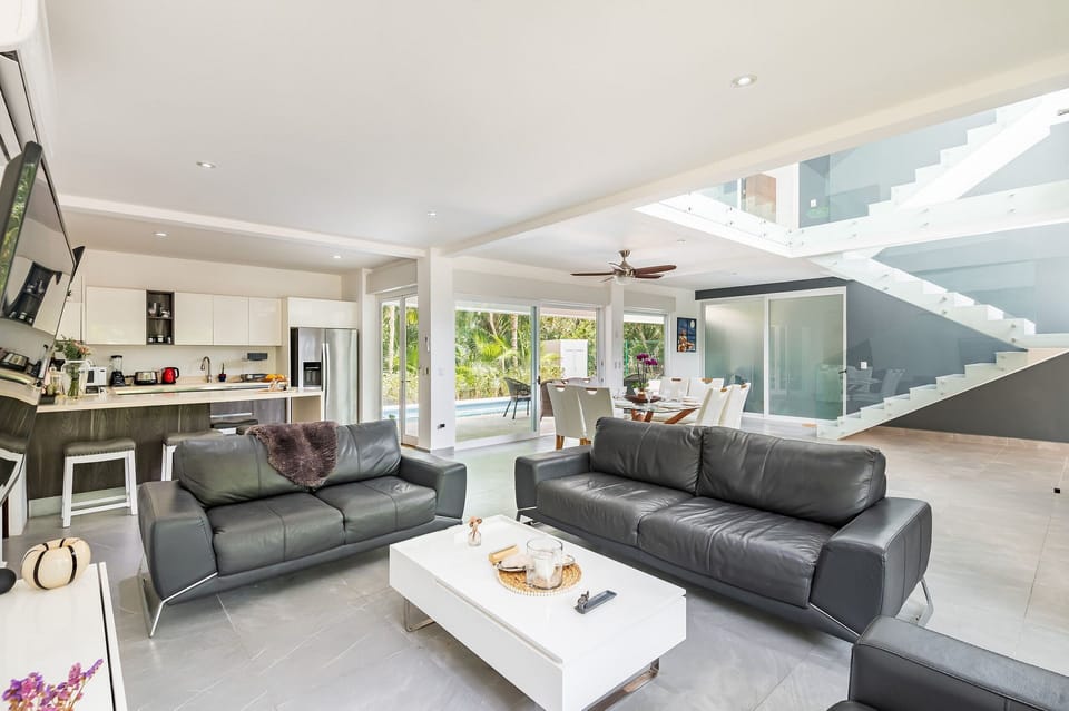 Living Room,TV and multimedia