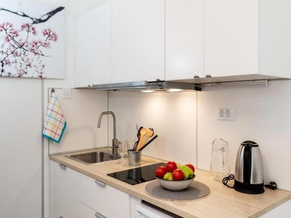 Studio (0 Bedroom) | Interior