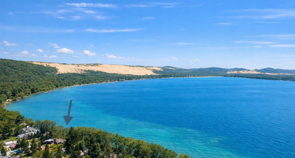 Little Glen Lake is known for its clear, gently sloping shoreline, perfect for wading, swimming, and families who love spending long afternoons in the water.