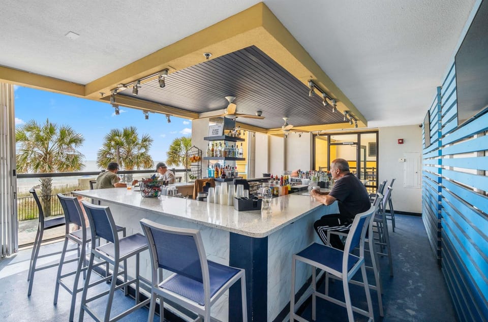 Onsite dining