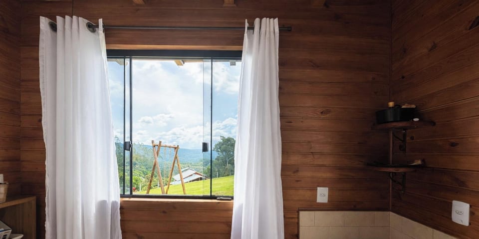 Deluxe Chalet, Jetted Tub, Mountain View | Garden view