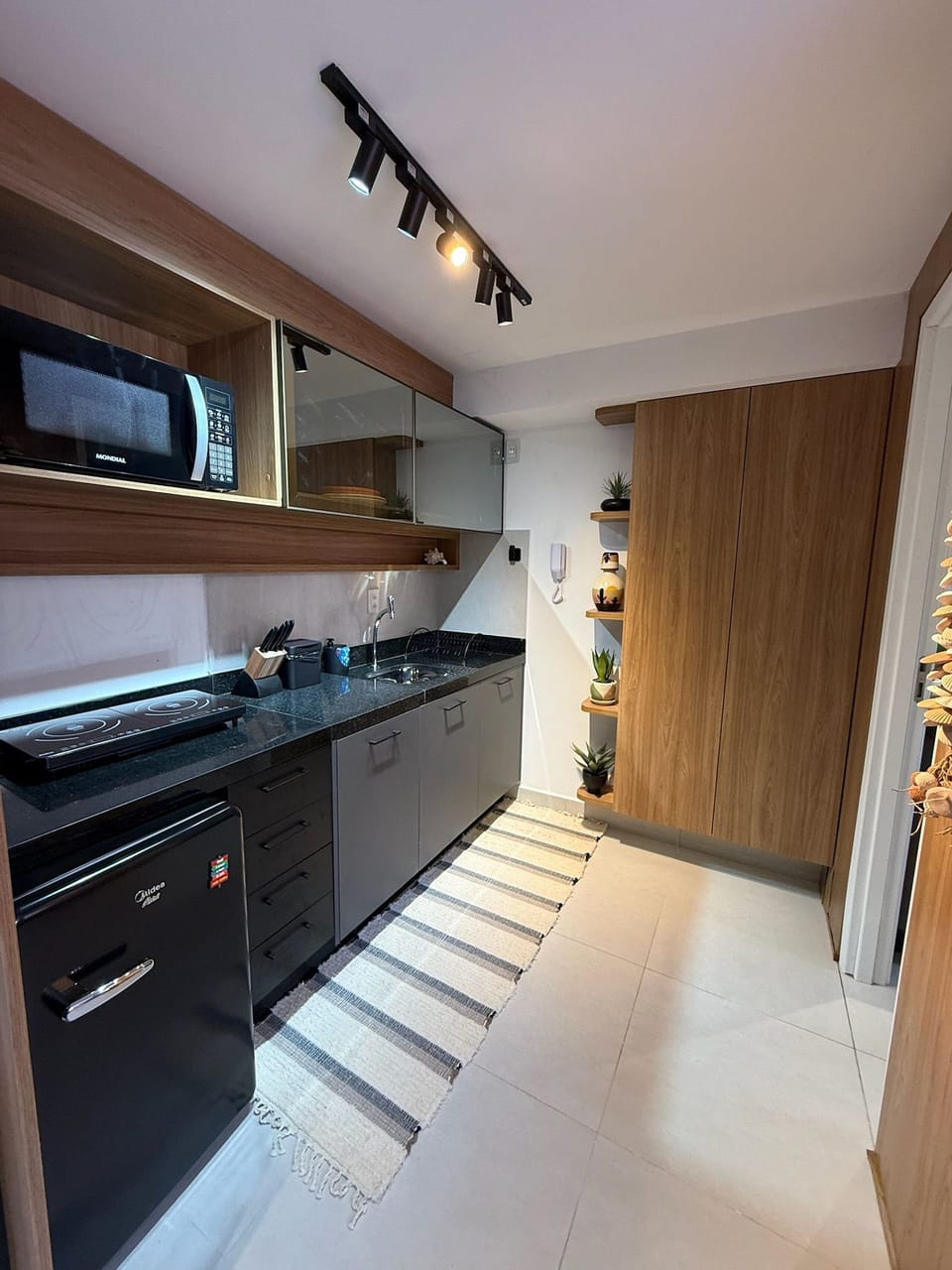 Basic Studio | Private kitchen