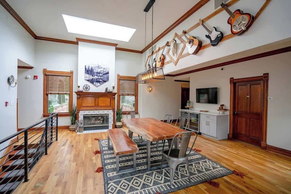 The upstairs common area