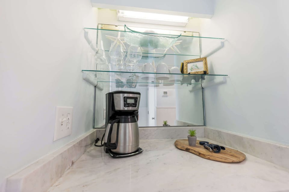 Large Kitchen Area
