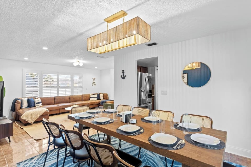 This open dining space keeps everyone together, from meals to games to hanging out